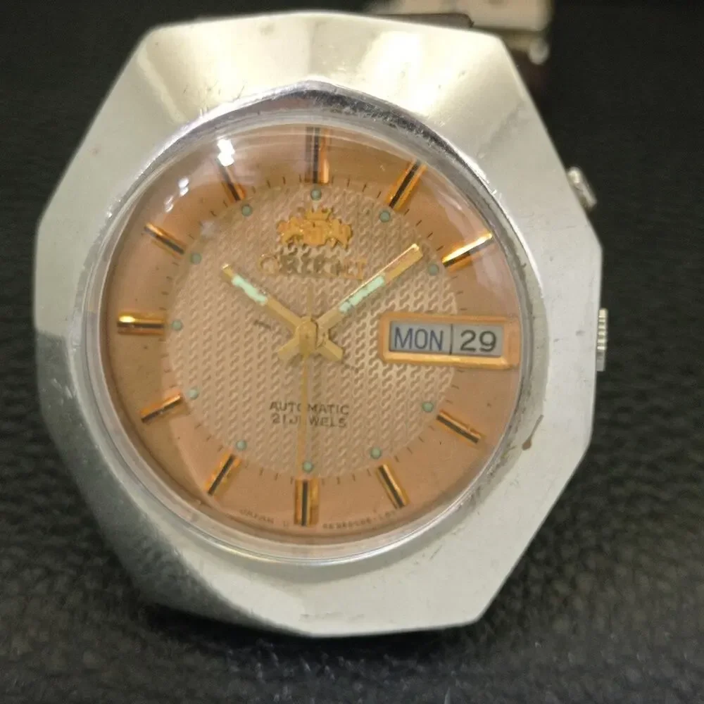 Vintage 1987 Orient Automatic Mens Silver Watch W/daydate & Patina accents